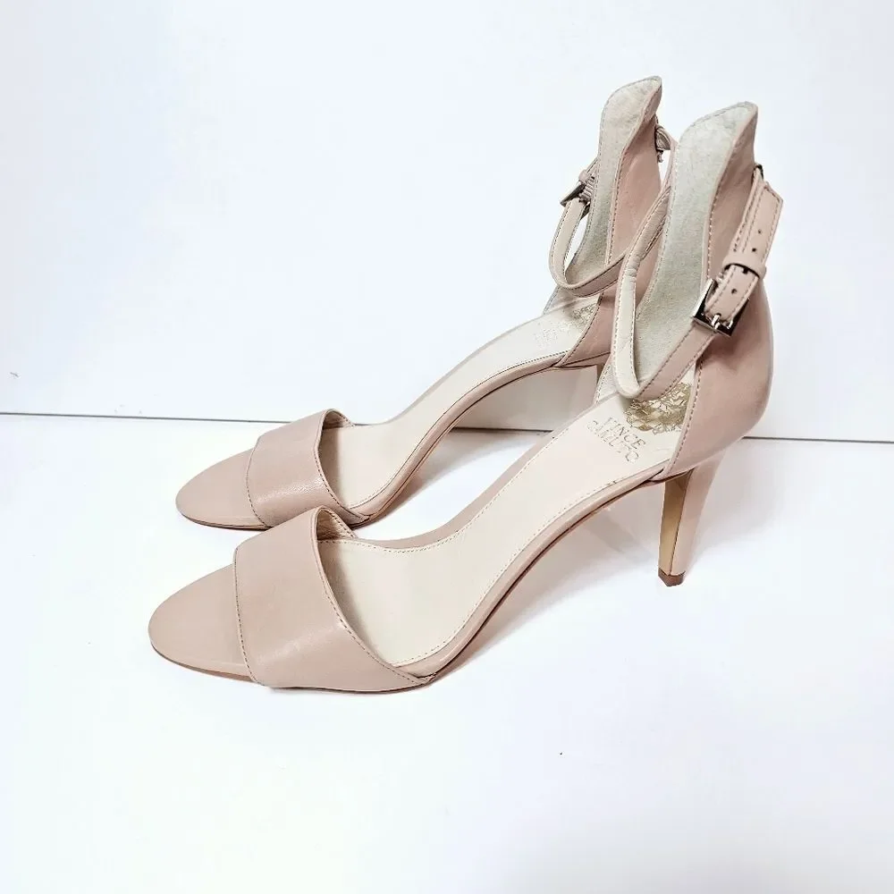 Vince Camuto Nude Court Leatjer Stiletto Sandals Size 10 LIKE NEW!